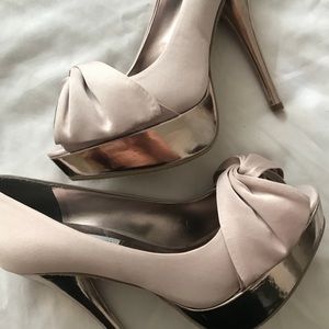 STEVE MADDEN PUMPS